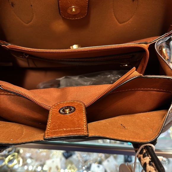 Leopard shoulder Handbag by Virago collection - Picture 13 of 15